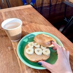 Taste - ピーナッツバター(バナナトッピング)＆ チャイルイボスティー