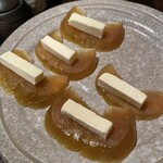 Baji toufuu - “奈良漬けとクリームチーズ”。発酵系の組み合わせ、意外ですがマッチングOKです。