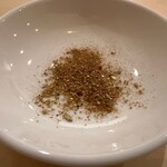 グリーンカレー＆国語教室 M - 粉山椒も提供されます。