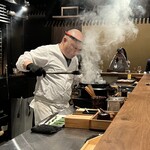 薪鳥新神戸 - 内観