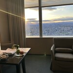 パーク ハイアット 東京 - お部屋からの夕陽