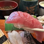 寿司処 福喜 - 肉厚マグロ