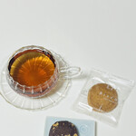 Bisukyui - ケーキ屋のクッキーは、どこもサックりクッキーで美味しいに決まってる♡♥️♡