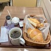 Yamazaki Puraza - モーニングコーヒー100円、トースト200円、塩バターパン123円