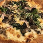 WOLFGANG PUCK PIZZA BAR - 