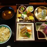 葉山 日影茶屋 - ひかげ弁当：造り、口取、煮物、揚物、鮭ごはん、合わせ味噌椀