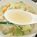 Hidakaya - スッキリとしたスープ