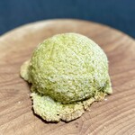 テンネンコウボパン ルバーブ - 抹茶メロンパン