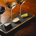 Za Ribingu Rumu - 【Wine Bar】3 kind of Cheese with Wine Pairing