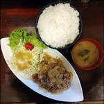 レストラン＆バー オズ - 