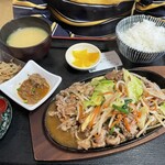 Mi Fuku Shokudou - 焼肉定食ご飯普通盛りです。
