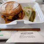 アームストロング 精肉店 - 料理写真:ダブルコンボチーズバーガー