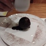 Le Sarment D’or - デザート（チョコをかけてくれてます）