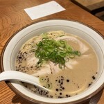 あらうま堂 桜橋口店 - あらうまラーメン