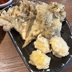 居酒屋ビッグ - 舞茸と栗の天ぷら