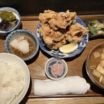 串打ちジビエと鰻串 新宿寅箱 - 