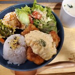 Kutsurogi Kafe Tomagiri - 