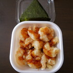 エブリイ - ぷりっぷり！海老ぷり天丼387円&鮭むすび