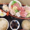 すっつしらす会館 - 料理写真:お刺身船大漁盛定食