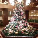 桃花林 - ロビーのクリスマスツリー