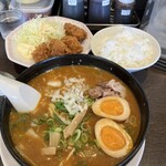 来来亭 - カレーラーメン味玉トッピング　カキフライ定食セット