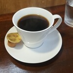 キッチン ブルー グローブ - ホットコーヒーのアップ