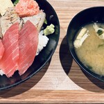 海鮮居酒屋あいち - まぐろのエン時丼1,100円。