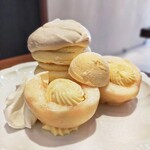 カフェ レードル - 桃もパンケーキも美味しい上にクリームが最高♡
紅茶クリーム、ホイップクリーム、カスタードクリーム全部極上♪