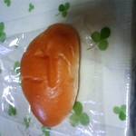 ケイズベーカリー - さっちゃんのクリームパン！160円