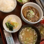 あらはた - 牛すじ煮込み定食　790円