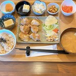 カフェ•レストラン きんぎょ食堂だいず - 鶏肉のハニーマスタード