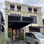 シェ・シバタ - 