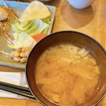 カフェ•レストラン きんぎょ食堂だいず - 鶏肉のハニーマスタード(右側の)