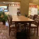 ミンタル  - 冬の店内は暖色系でくつろげます