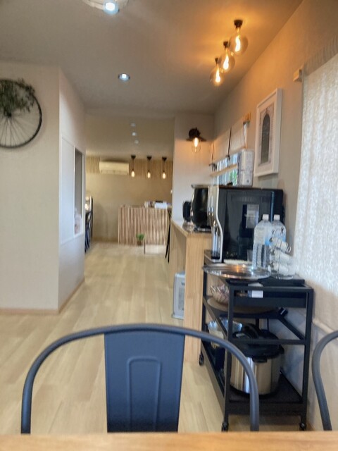 K&K Rotisserie photo 4