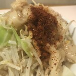 成蹊前ラーメン - ぶた１枚ラーメン（大）アップ２