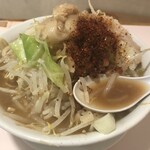 成蹊前ラーメン - ぶた１枚ラーメン（大）アップ３