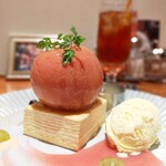 CREPERIE ALCYON TEA TABLE CAFE - 丸ごと桃とミルクレープ　