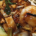 飲茶 はるのそら - 五目あんかけ焼きそば（醤油味）　９００円の海老　【　２０１３年１１月　】