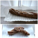 Backerei ALO - ◆ゴルゴンゾーラ胡桃バケット（330円）・・ゴルゴンゾーラは少な目ですが胡桃はタップり。 ハード系で噛むと旨味を感じるパン。