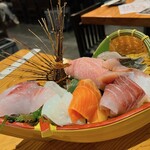 Sushi To Yakitori Daichi - 大地の船盛(7点盛り)