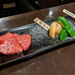 Matsuzakagyuu Toriatsukaiten Yakiniku Shirahige - 