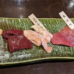 Matsuzakagyuu Toriatsukaiten Yakiniku Shirahige - 