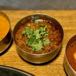 SPICY CURRY 魯珈 - ラムキーマカレー
