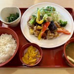 ジョイフル - 根菜と若鶏の黒酢あんかけ定食