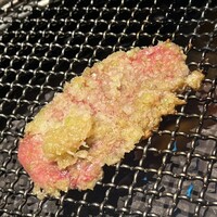 西中州焼肉 きらく - ネギ塩は片面焼きで