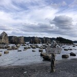 道の駅 くしもと橋杭岩 - 道の駅の目の前には、名勝橋杭岩。