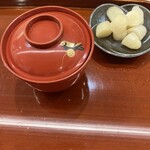 いしまる - がり美味しくて沢山食べちゃいました生姜を切ってくれてなくなると自然に追加してくれました。