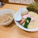 Tsubomi - 濃厚煮干しつけ麺