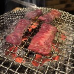 炭火焼肉ホルモン うしごろ 中目黒店 - 